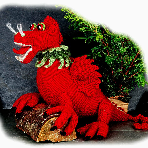 LLEWELLYN GOCH Welsh  Red Dragon toy Knitting pattern