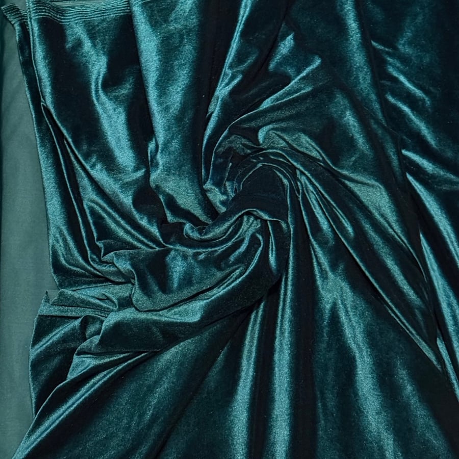 4 meters Velvet fabric bottle green 58