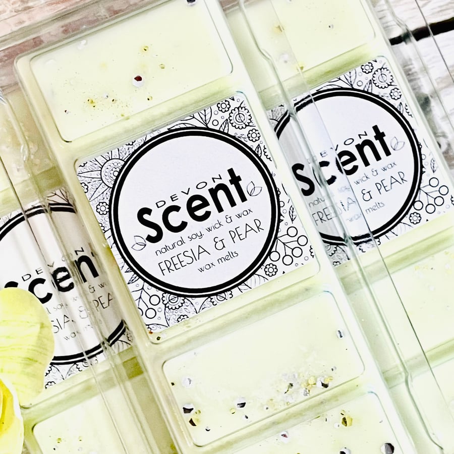 Freesia & Pear Snap Bar Wax Melts 