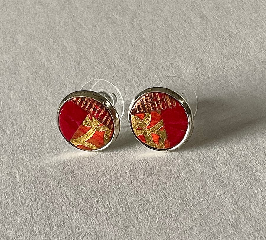 Red, Gold & Copper Embossed Ear Studs, 12 mm diameter.