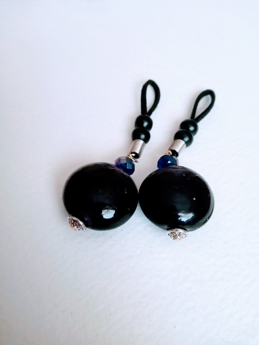 Nipple Clamp The lady's boobs