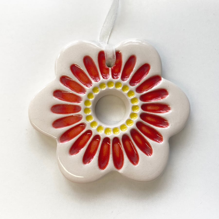 Ceramic flower decoration red