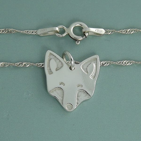 Classic Sterling Silver Fox Pendant – Wisdom & Intuition Jewellery
