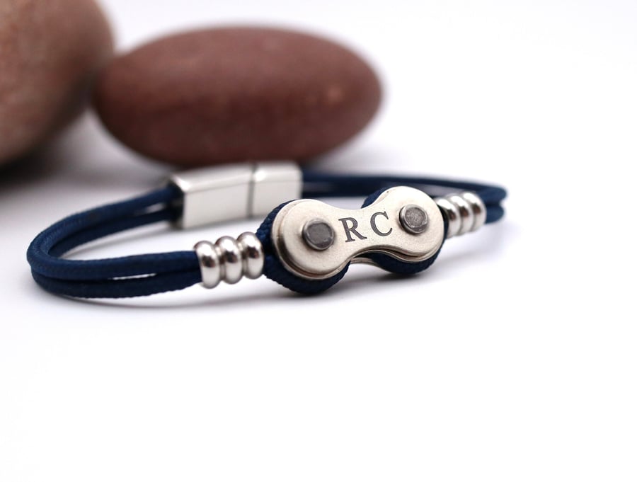 Bicycle chain link Paracord bracelet. 