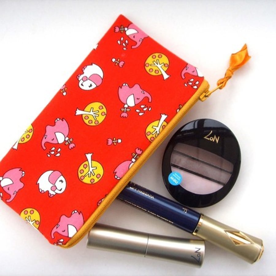 SALE SALE SALE Little Elephants Make up/Coin Purse