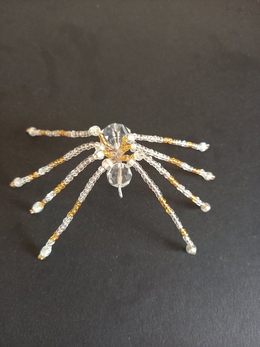 spider made of wire and glass beads 