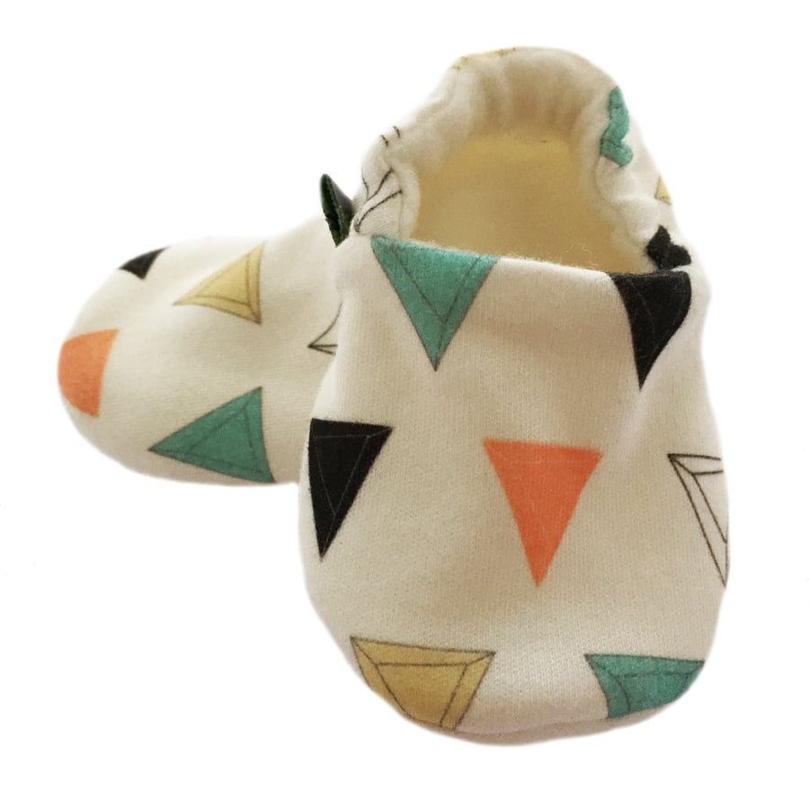ORGANIC Multi PRISM TRIANGLES Kids Slippers Pram Shoes NEW BABY GIFT IDEA 0-9Y
