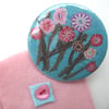 Flowers mirror and pouch