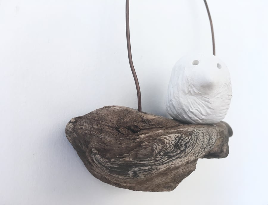 Bird on a Driftwood wire, wire art, wall art, sculpture, driftwood art 