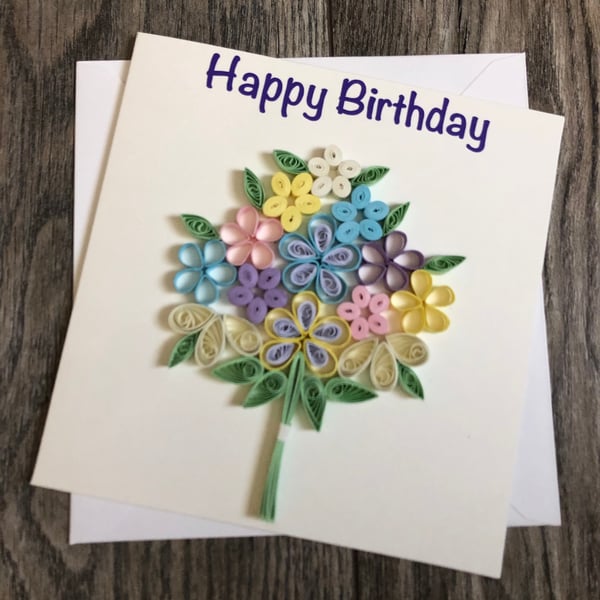 Stunning handmade quilled bouquet card