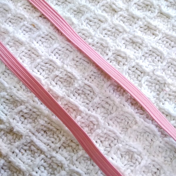1 metre pale pink NARROW elastic, to sew on ballet shoes for your daughters
