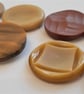 8 x Vintage chunky buttons - Image 2