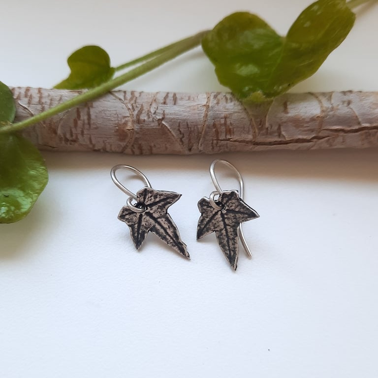 Ivy Leaf Earrings Oxidised
