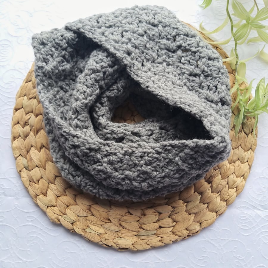 Crochet Infinity Scarf Grey in Pure Wool & Alpaca Blend Sale