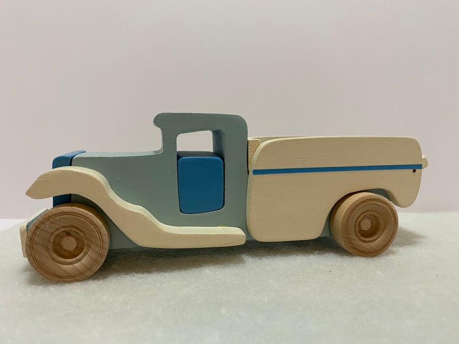 Wooden Farm Truck 