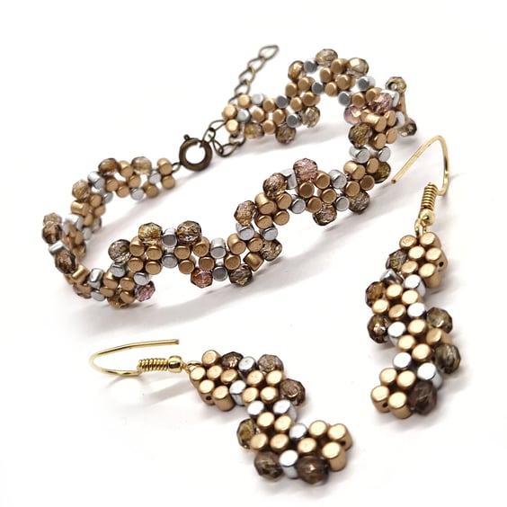 Gold silver and bronze wavy pebble bracelet and earrings set