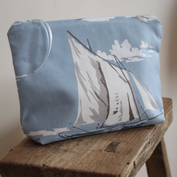 Simple zip up pouch with a sailing boat design, postage included