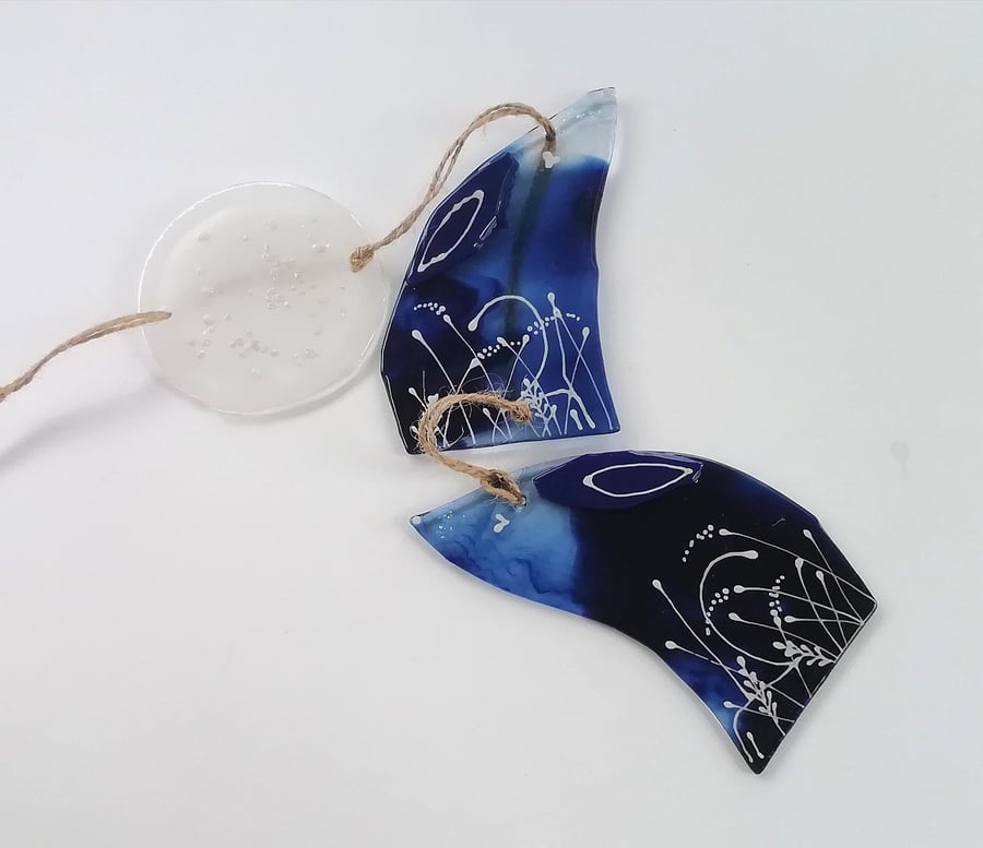 Fused Glass Moongazing Hare Suncatcher: Garden Patio Decor