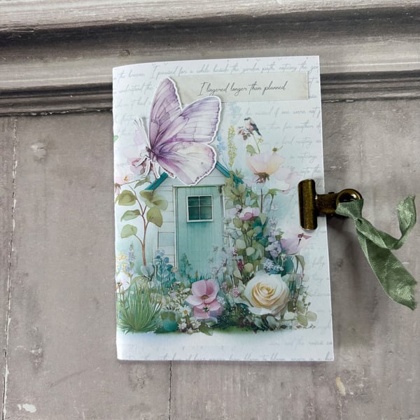 Stationery - Mini Notebook - Shed - PB13 0022