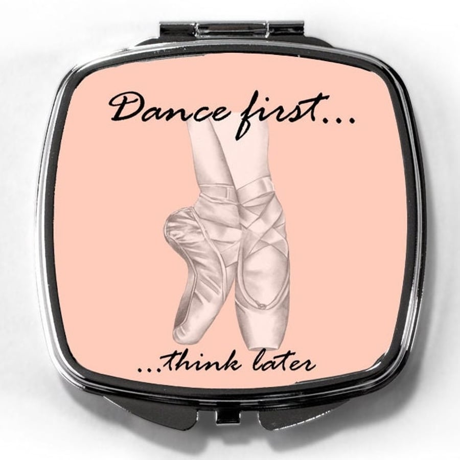 Ballet Dancers compact mirror