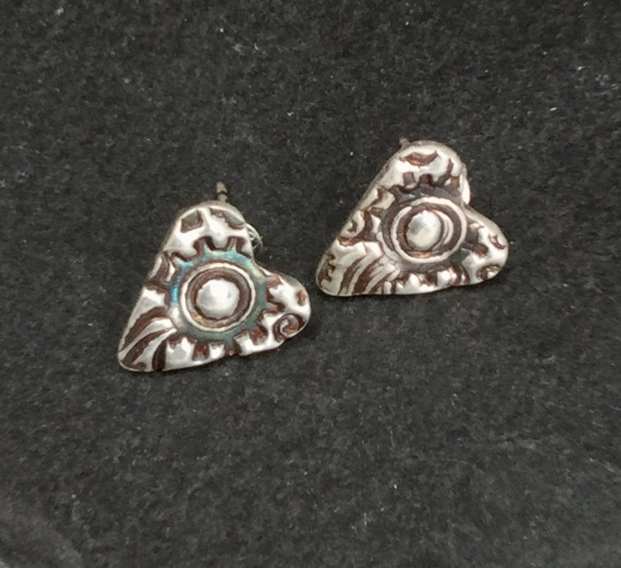 Fine silver steampunk stud heart earrings