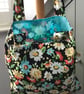 A large tote bag in a fabulous daisy print fabric. - Image 3