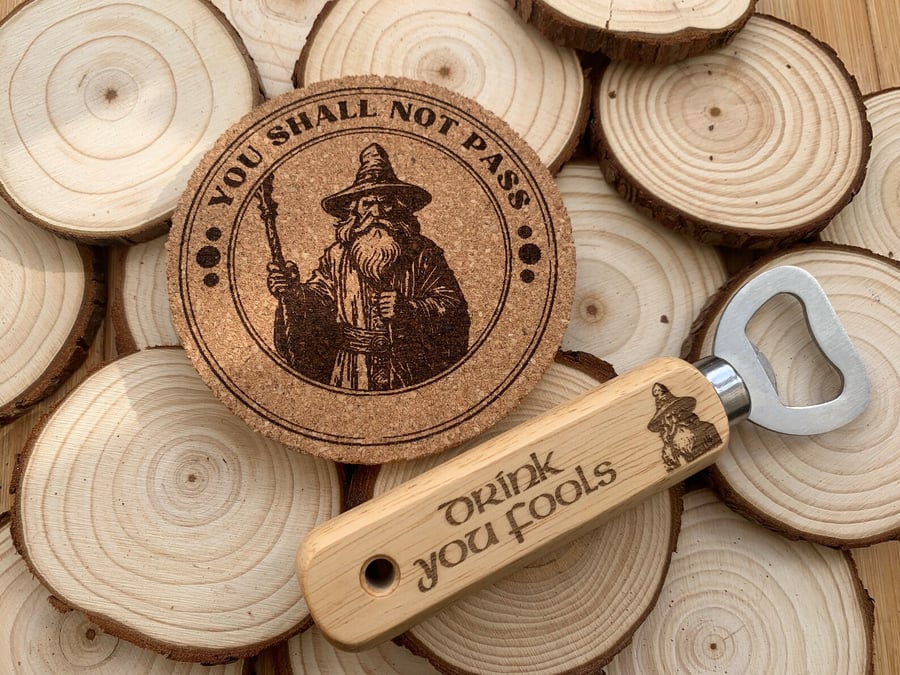 lord of the rings 1 Bottle opener & 1 cork beer matt gift set FREE DELIVERY