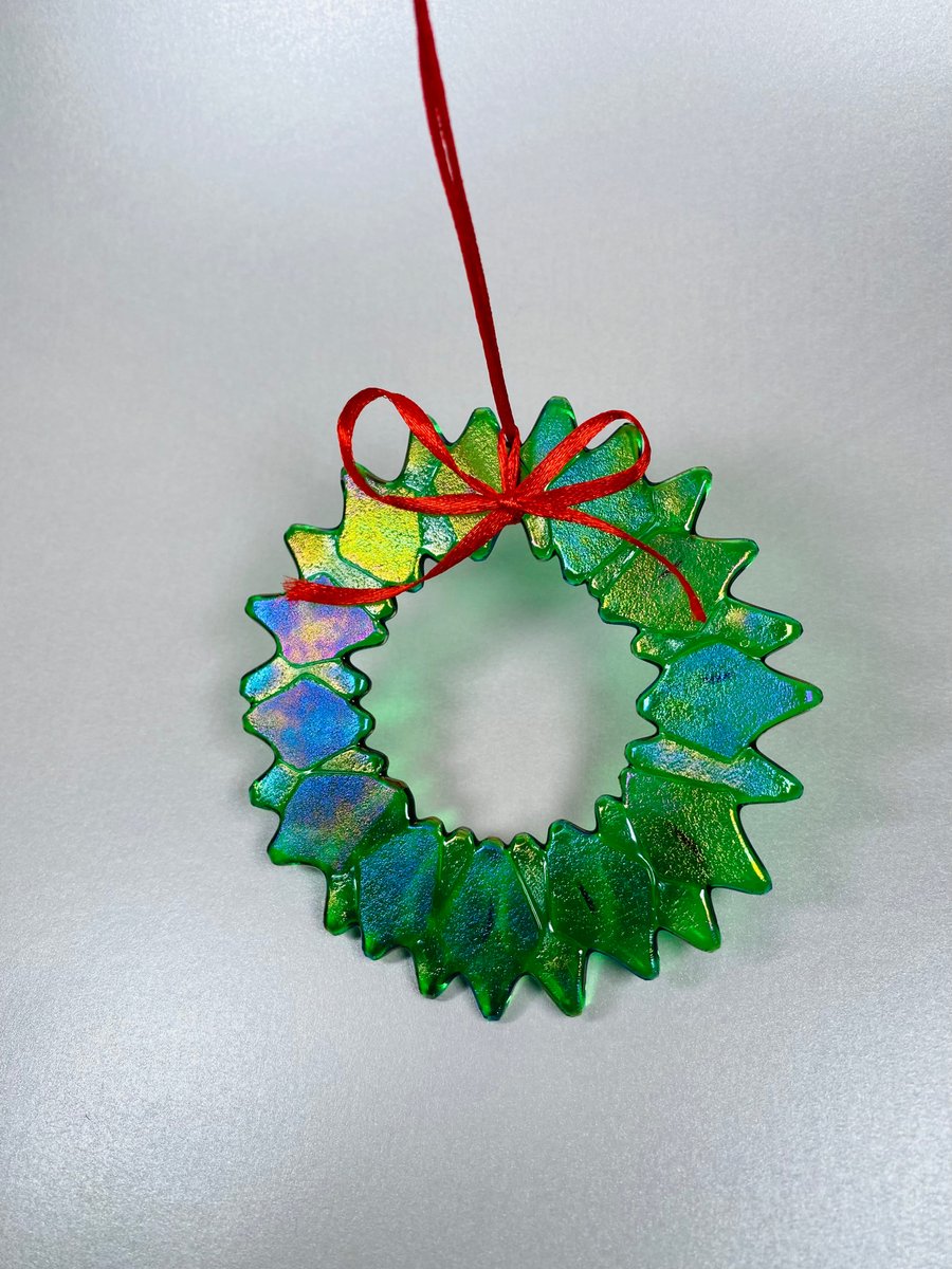 Fused glass Christmas wreath decoration