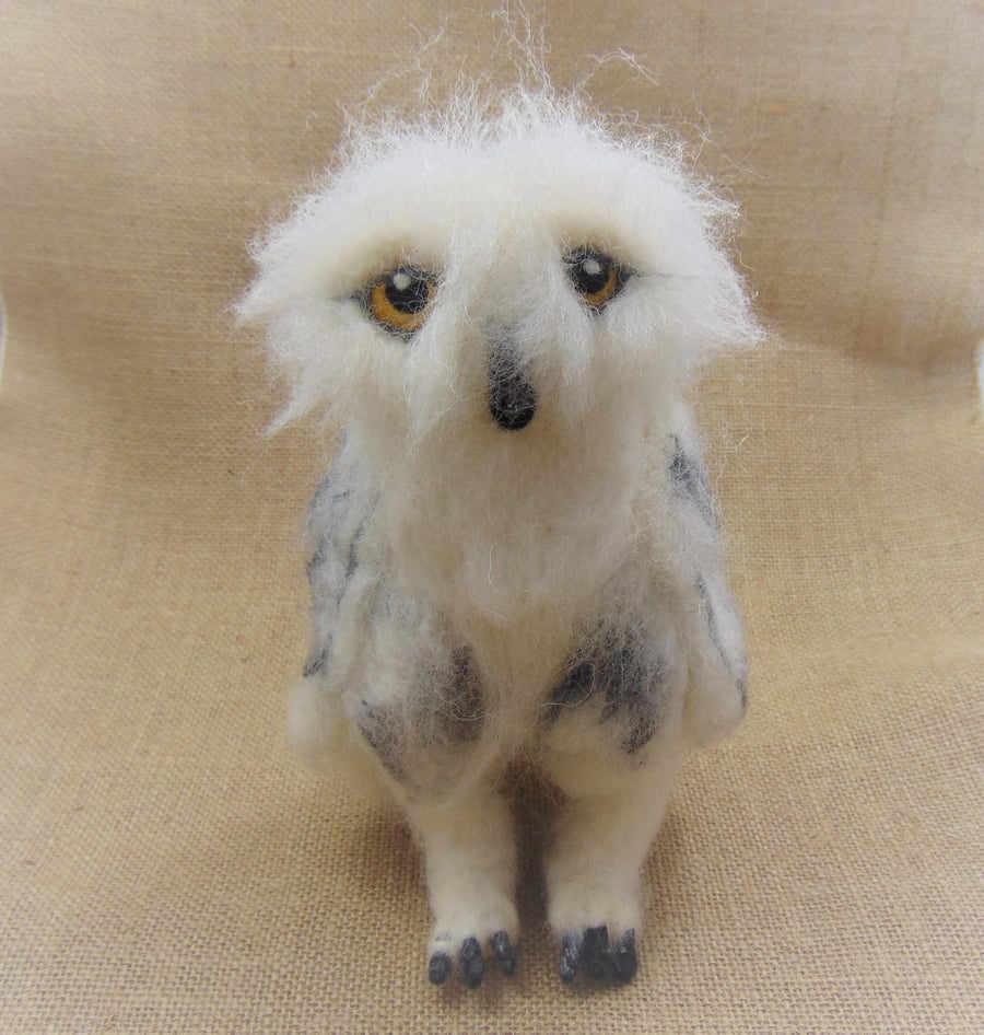 Snowy Owl, Model of an Owl, Needle Felted Owl, Felt Owl Ornament, Cute Owl