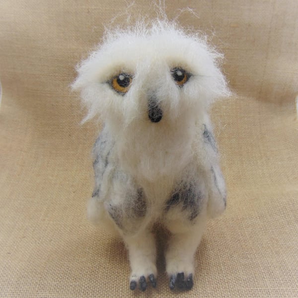 Snowy Owl, Model of an Owl, Needle Felted Owl, Felt Owl Ornament, Cute Owl
