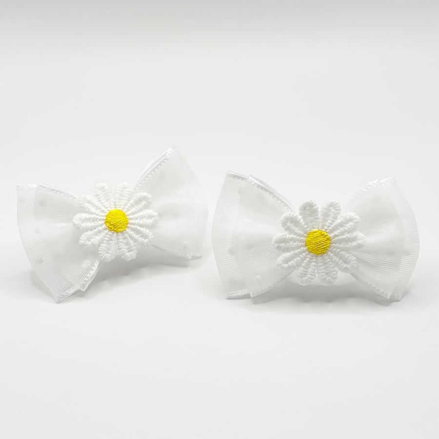 White Daisy Bow Hair Bobbles 