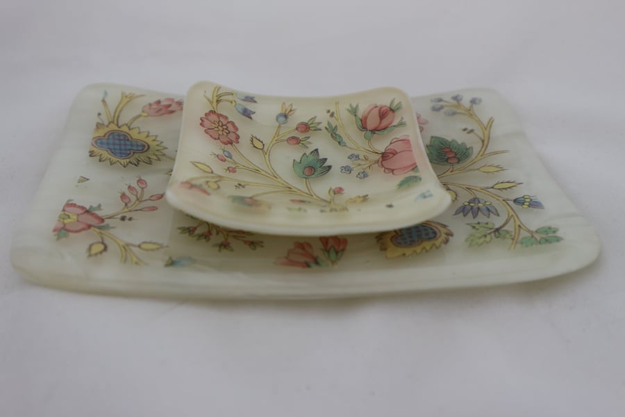 Handmade fused glass sushi plate and dip bowl - rose garden