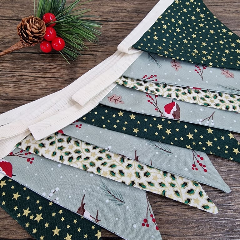 Christmas Bunting - Robins Green & Ivory