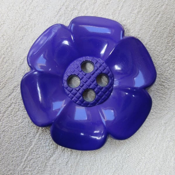 1 Very Big Bright Purple Flower Button