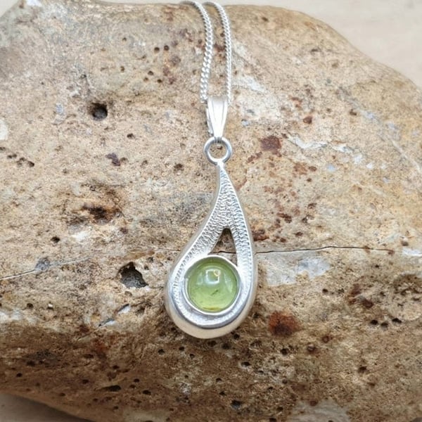 Teardrop Peridot Pendant Necklace. August birthstone jewellery