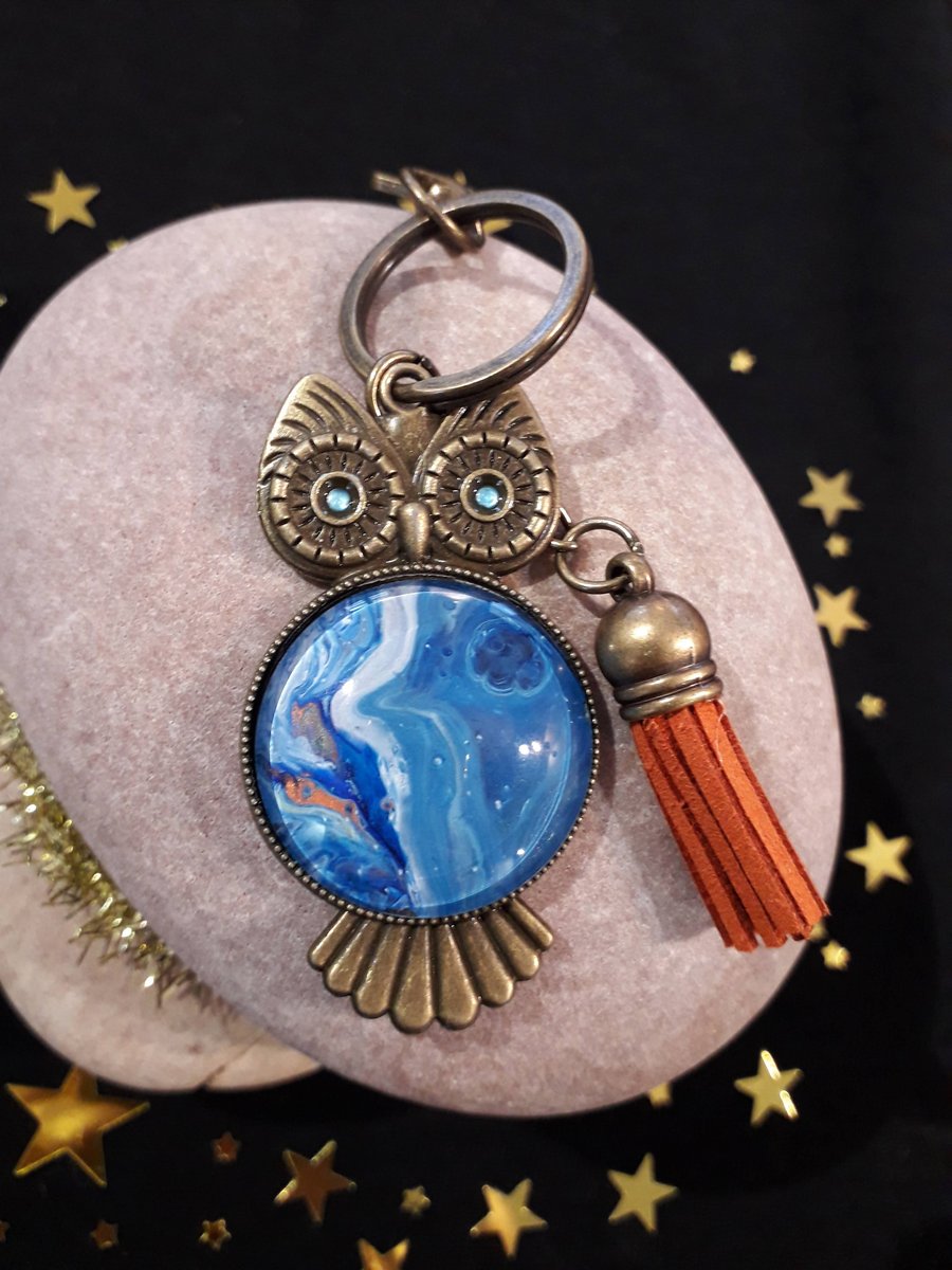 Bronze Coloured Owl Keyring Bag or Charm with Acrylic Paint Poured Cabachon 