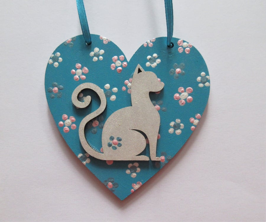 Cat Hanging Heart Decoration Hand Painted Ditsy Flowers