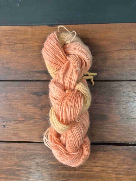 4ply bfl 400m skein naturally dyed 100g