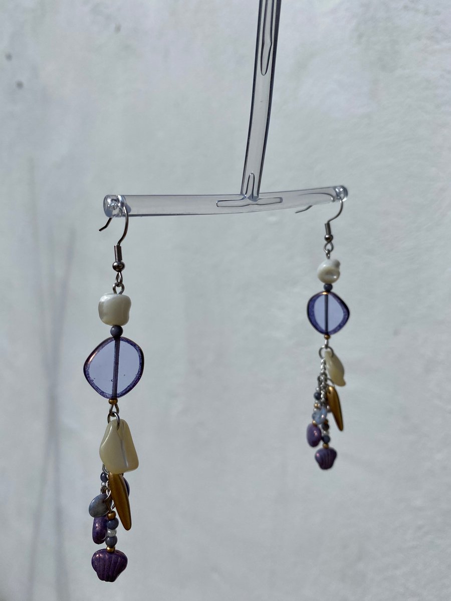 Priya - Seashell Earrings 