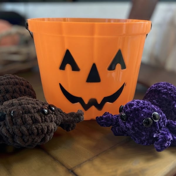 Cuddly Velvet Spiders 