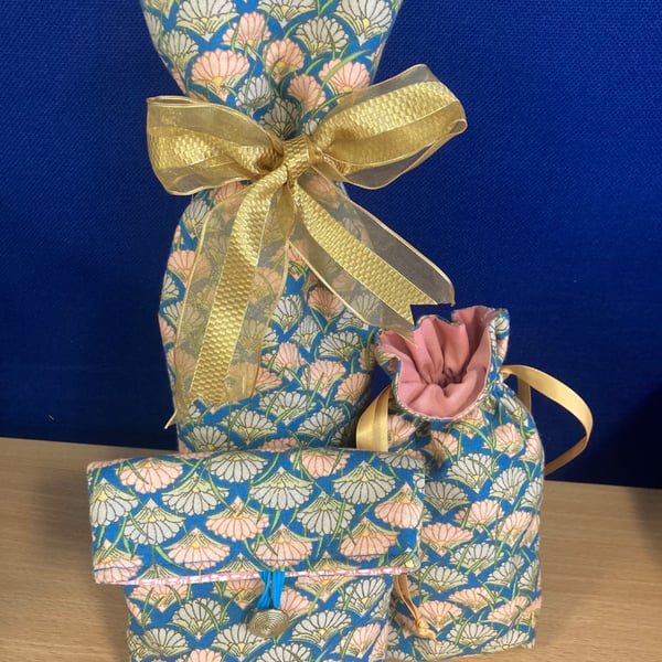 Bottle bag and gift pouches