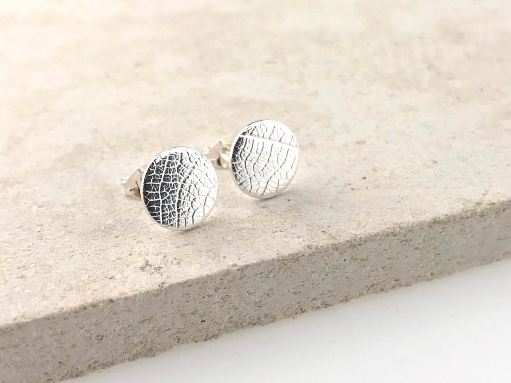 Handmade Sterling Silver 10mm Circle Leaf Stud Earrings