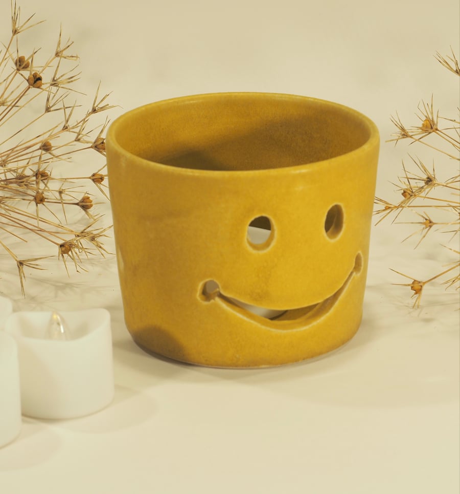 Ceramic Candle Holder - Smiley