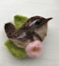 Needle felted bird lovers brooch - Image 1