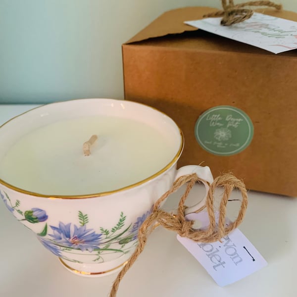 Devon Violet Tea Cup Candle