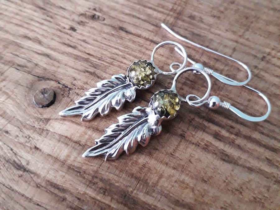 Wavy Leaves With Green Amber Earrings Silver