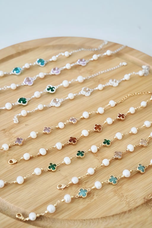 Four leaf Clover and Pearl Gold Bracelet