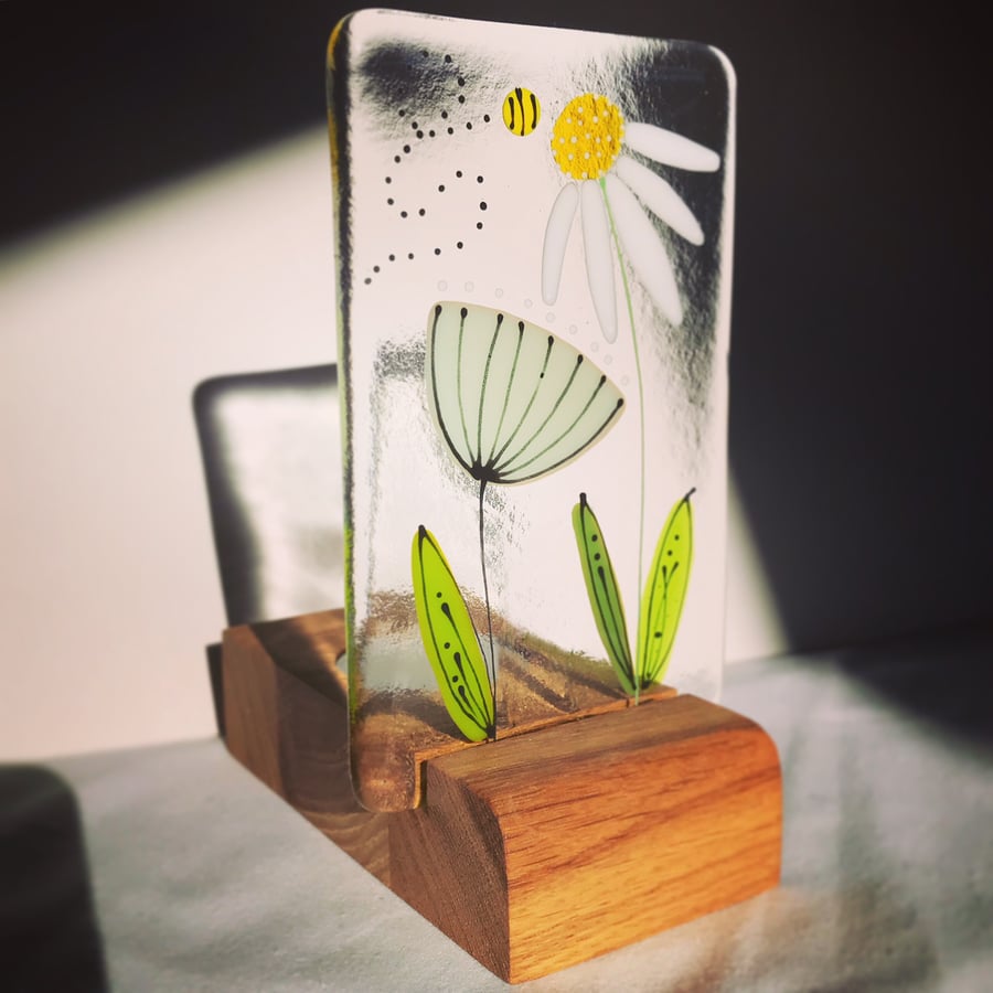 Floral fused glass tea light holder - Daisy and seed head