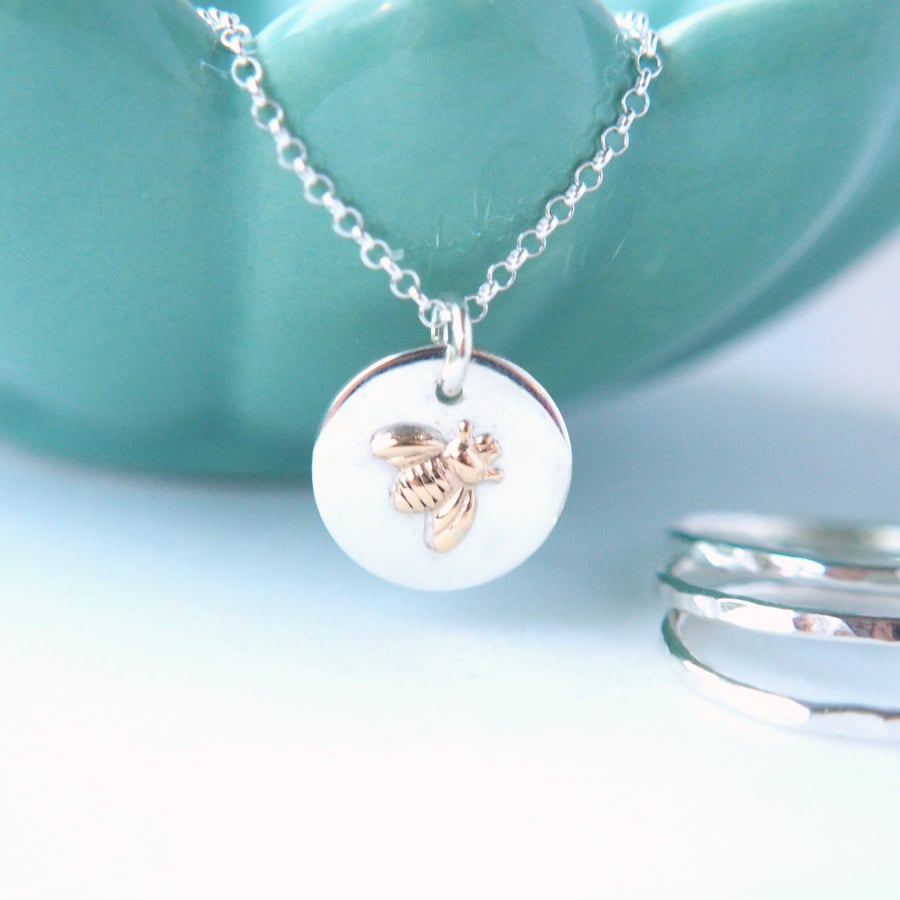Bee Pendant Charm Necklace in Sterling Silver
