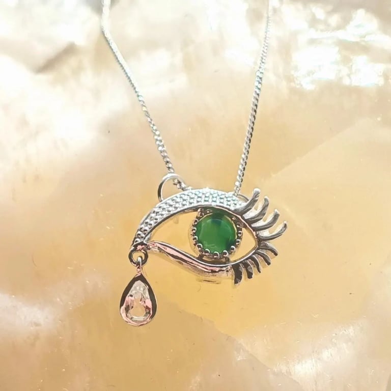 Green Onyx Eye & Topaz Teardrop Sterling Silver Pendant And 20 Inch Chain